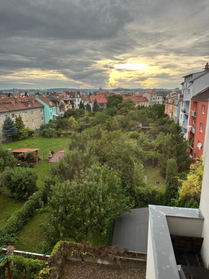 Apartments Spacilova Nearly Center Komarov Exterior photo